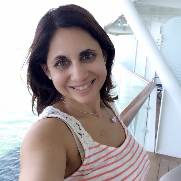 Meet your Posher, Jennifer - Picture 5 of 12